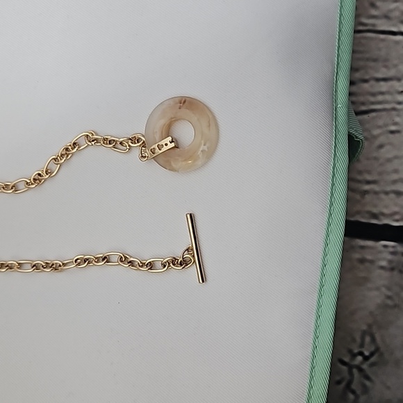 A New Day Toggle and Link Resin Ring Chain Necklace Brown/Gold NWT - Picture 3 of 3